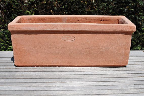 Terracotta pot davanzale liscio