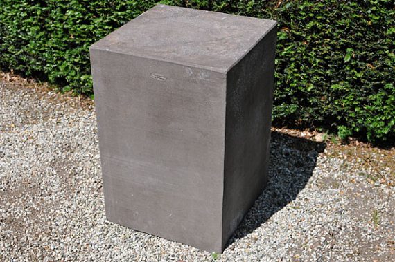 Colorato terracotta zuil piedestallo