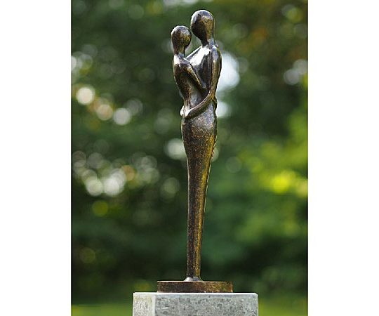 Bronzen beeld abstract liefdespaar
