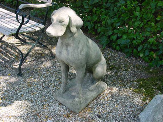 Stenen Engelse hond